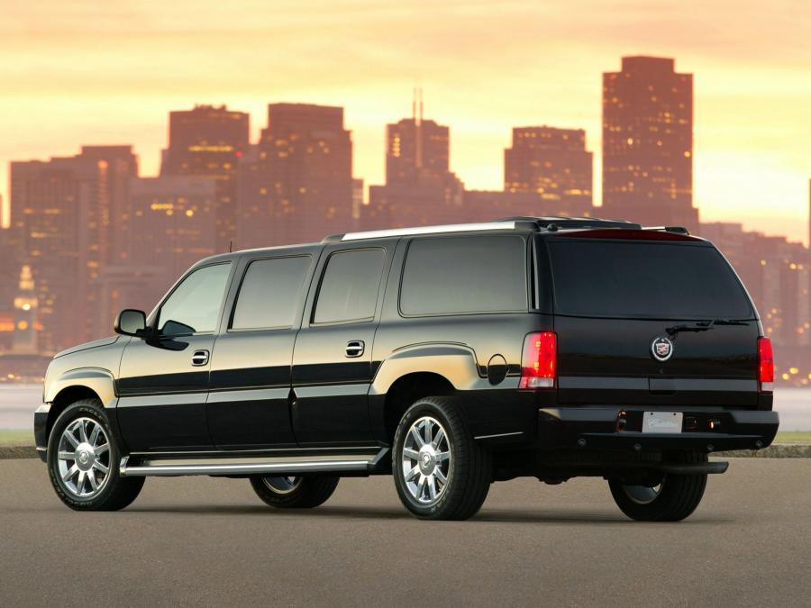  Cadillac Escalade ESVe Limousine 2006 года  (фото 2 из 2)